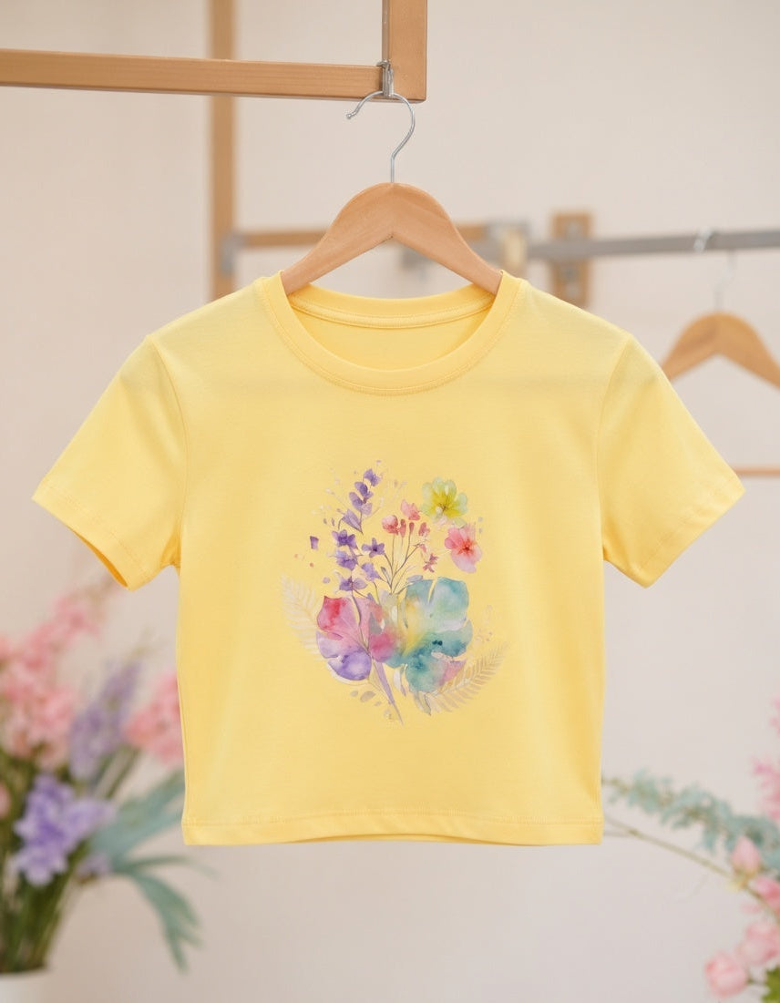 MissMinimalism | Pastel Tropical Bloom Crop Tee