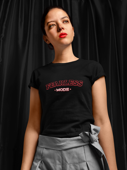 Miss Minimalism Fearless Mode Roundneck T-Shirt